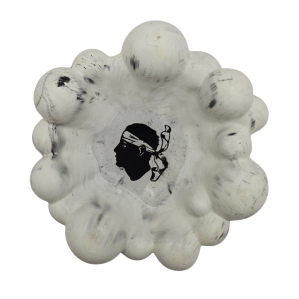 Pièce unique. Vide poche/cendrier motif tête de Maure. Création artisanale corse.