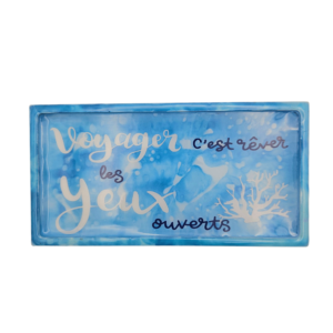 Pièce unique. Plateau en résine minérale. Création artisanale corse.