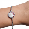 Pièce unique. Bracelet réglable fait main. Véritable corail et œil de Sainte-Lucie.
Création artisanale corse.
