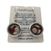 Pièces uniques. Boucles d'oreilles faites main. Véritable corail et œil de Sainte-Lucie.
Création artisanale corse.